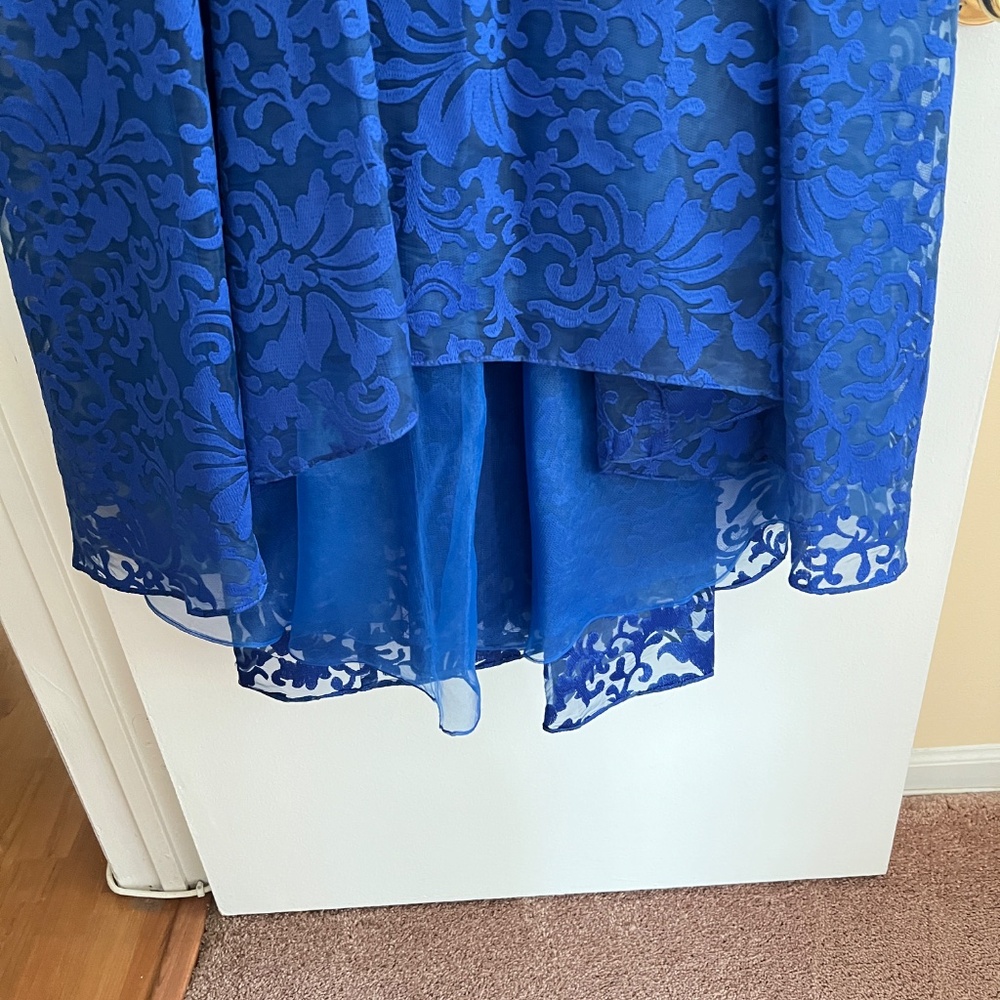 Party Dresd - image 3